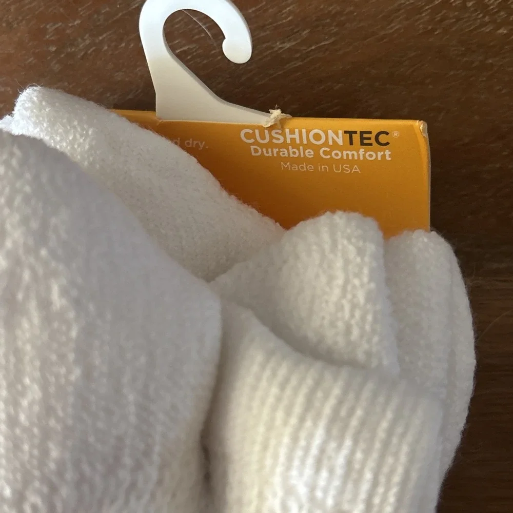 NWT Gold Toe Men's Ultra Tec Acrylic Nylon White Crew Socks (3X) Sz. 10-13 New